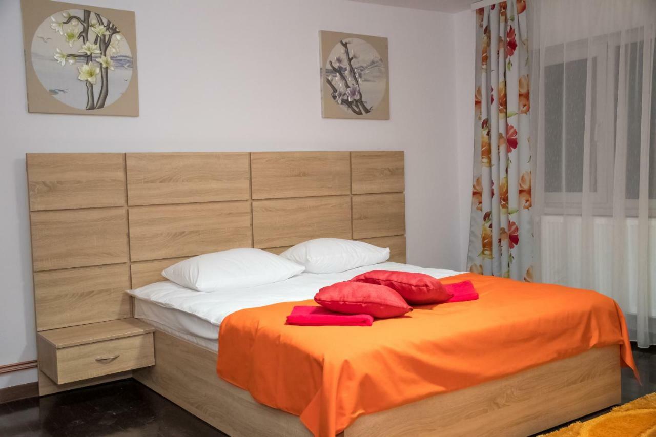 Vila Club Dioda Cicanesti 外观 照片